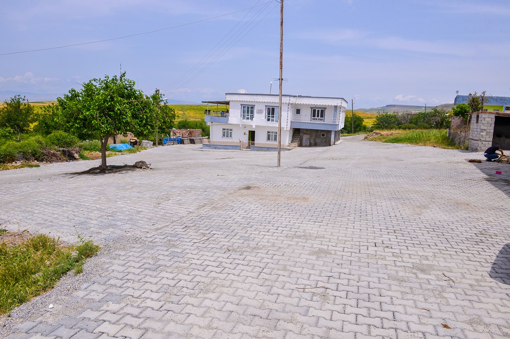 İlimiz merkeze bağlı Güvercin köyü Parke Taşı Çalışması